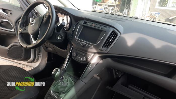 Opel Zafira Tourer 1.6 CDTI 16V ecoFLEX 134 Sloopvoertuig (2018, Grijs)