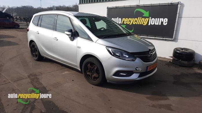 Opel Zafira Tourer 1.6 CDTI 16V ecoFLEX 134 Sloopvoertuig (2018, Grijs)