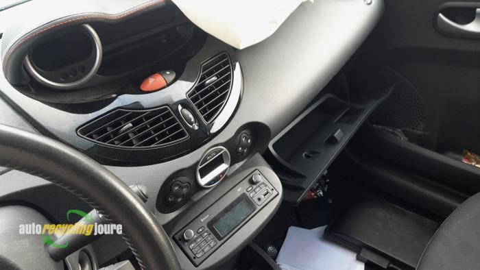 Renault Twingo II 1.2 16V Sloopvoertuig (2013, Paars)