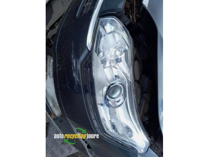 Citroen C5 III Tourer 2.0 BlueHDi 180 16V Sloopvoertuig (2016, Grijs)