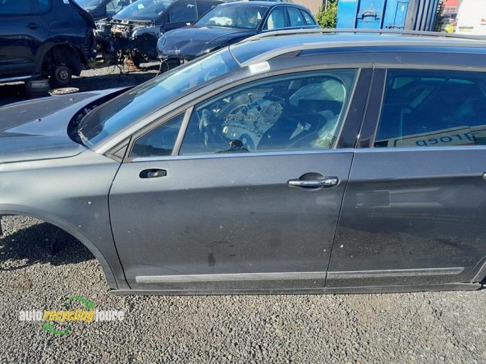 Citroen C5 III Tourer 2.0 BlueHDi 180 16V Sloopvoertuig (2016, Grijs)