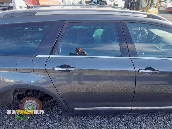 Citroen C5 III Tourer 2.0 BlueHDi 180 16V Sloopvoertuig (2016, Grijs)