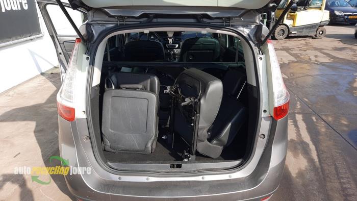 Renault Grand Scénic III 1.5 dCi 110 Sloopvoertuig (2013, Grijs)