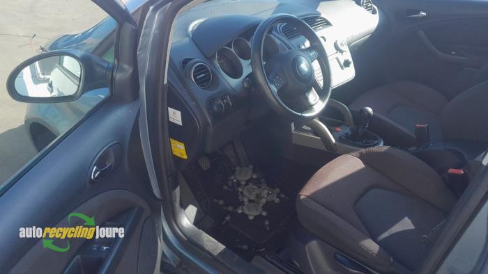 Seat Toledo 2.0 FSI 16V Sloopvoertuig (2004, Blauw)