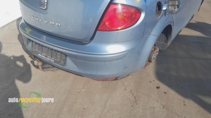 Seat Toledo 2.0 FSI 16V Sloopvoertuig (2004, Blauw)