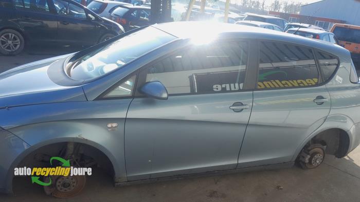 Seat Toledo 2.0 FSI 16V Sloopvoertuig (2004, Blauw)