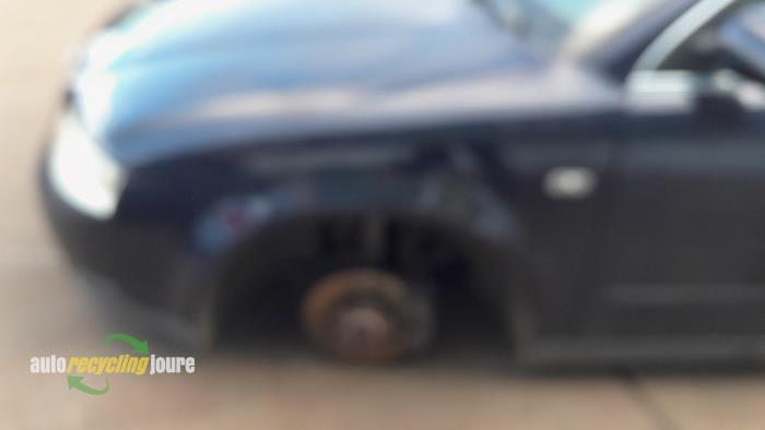 Audi A4 2.0 20V Sloopvoertuig (2002, Blauw)