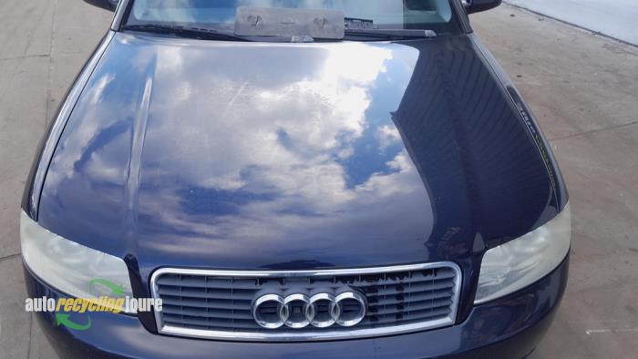 Audi A4 2.0 20V Sloopvoertuig (2002, Blauw)