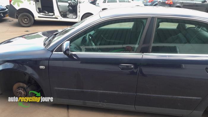 Audi A4 2.0 20V Sloopvoertuig (2002, Blauw)