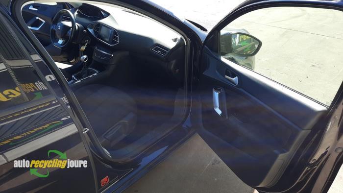 Peugeot 308 SW 1.6 BlueHDi 120 Sloopvoertuig (2015, Blauw)