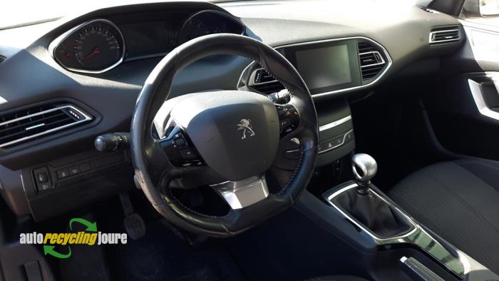 Peugeot 308 SW 1.6 BlueHDi 120 Sloopvoertuig (2015, Blauw)
