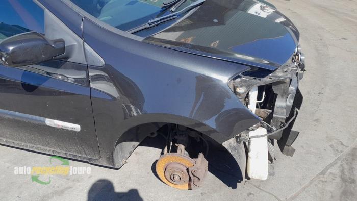 Renault Clio III 1.2 16V 75 Sloopvoertuig (2007, Zwart)