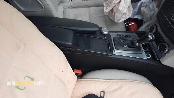 Mercedes C Estate 2.2 C-200 CDI 16V BlueEFFICIENCY Sloopvoertuig (2011, Grijs)