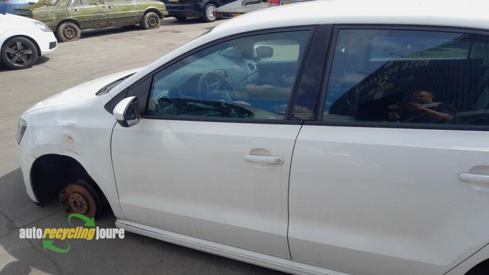 Volkswagen Polo V 1.2 TDI 12V BlueMotion Sloopvoertuig (2012, Wit)