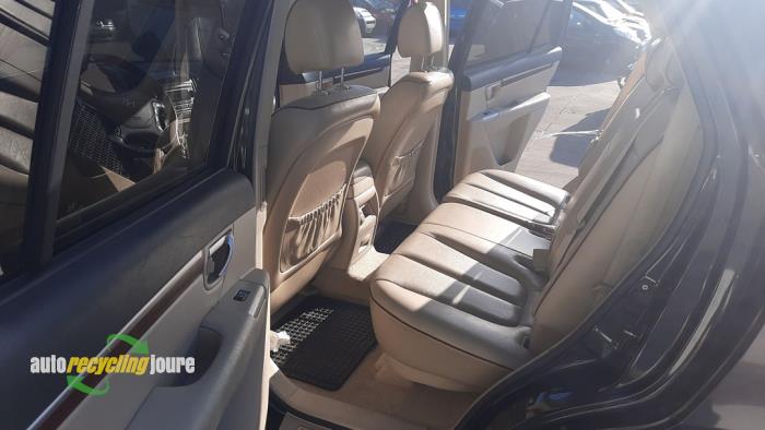 Hyundai Santa Fe II 2.7 V6 24V 4x4 Sloopvoertuig (2007, Zwart)