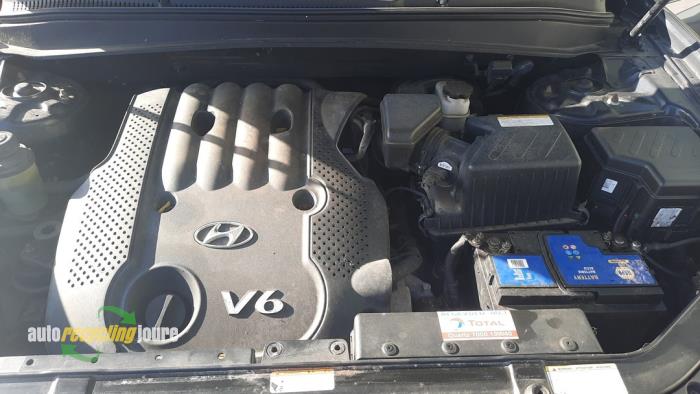 Hyundai Santa Fe II 2.7 V6 24V 4x4 Sloopvoertuig (2007, Zwart)