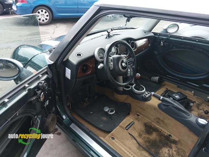 Mini Mini One/Cooper 1.6 16V Cooper Sloopvoertuig (2004, Groen)