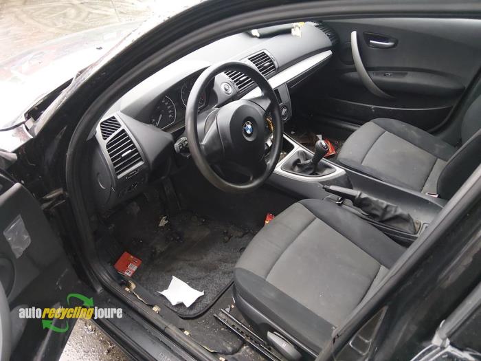BMW 1 serie 116i 1.6 16V Sloopvoertuig (2005, Zwart)