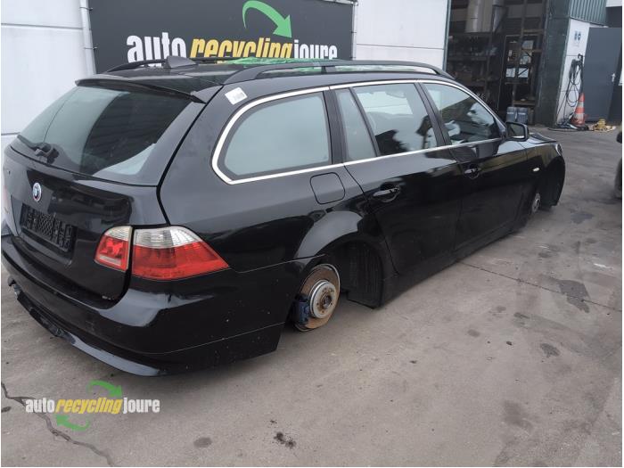 BMW 5 serie Touring 525i 24V Sloopvoertuig (2006, Zwart)