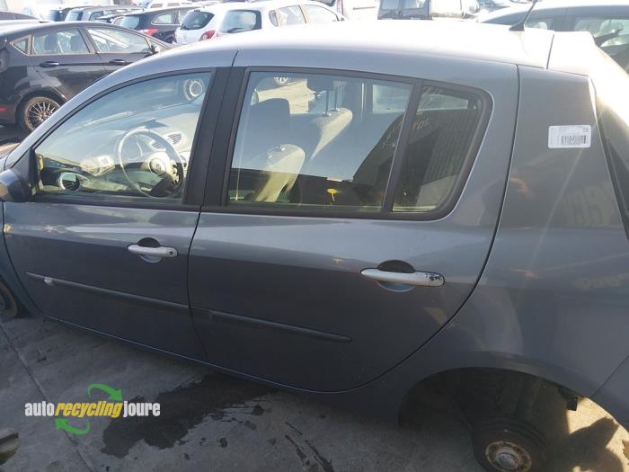 Renault Clio III 1.2 16V 75 Sloopvoertuig (2006, Blauw)