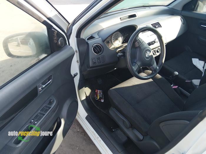 Suzuki Swift 1.3 VVT 16V Sloopvoertuig (2007, Wit)