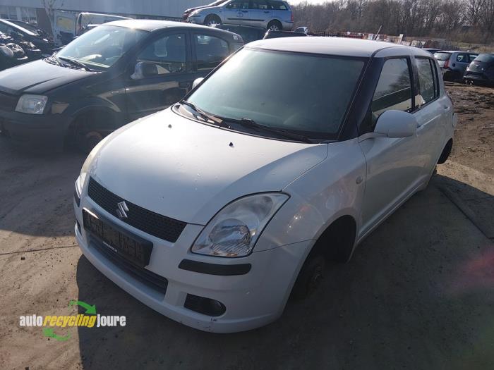 Suzuki Swift 1.3 VVT 16V Sloopvoertuig (2007, Wit)