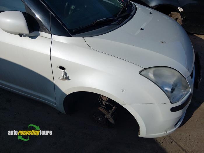 Suzuki Swift 1.3 VVT 16V Sloopvoertuig (2007, Wit)