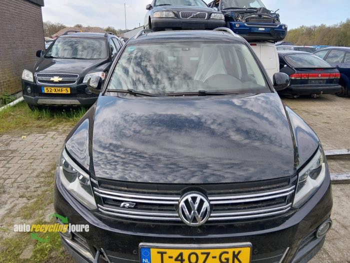 Volkswagen Tiguan 1.4 TSI 16V Sloopvoertuig (2012, Zwart)
