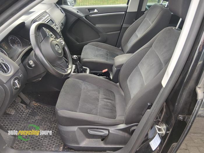 Volkswagen Tiguan 1.4 TSI 16V Sloopvoertuig (2012, Zwart)