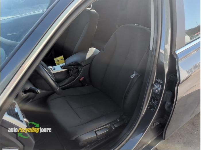 BMW 3 serie Touring 320d 2.0 16V Sloopvoertuig (2013, Grijs)