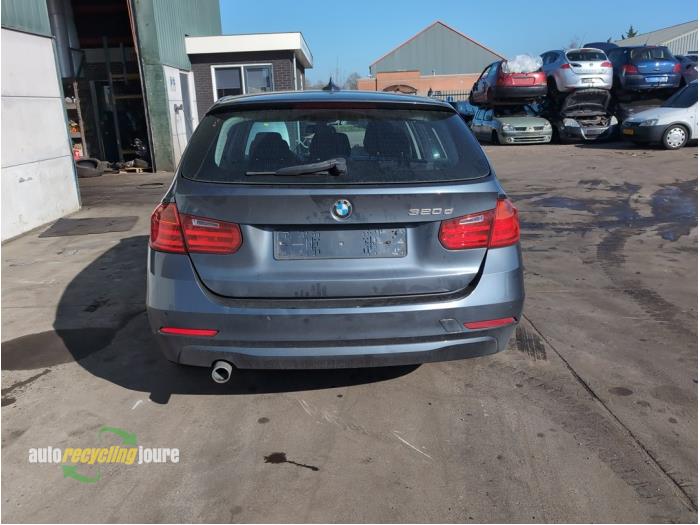 BMW 3 serie Touring 320d 2.0 16V Sloopvoertuig (2013, Grijs)