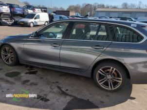 BMW 3 serie Touring 320d 2.0 16V Sloopvoertuig (2013, Grijs)