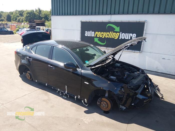 Lexus IS 220d 16V  (Sloop)
