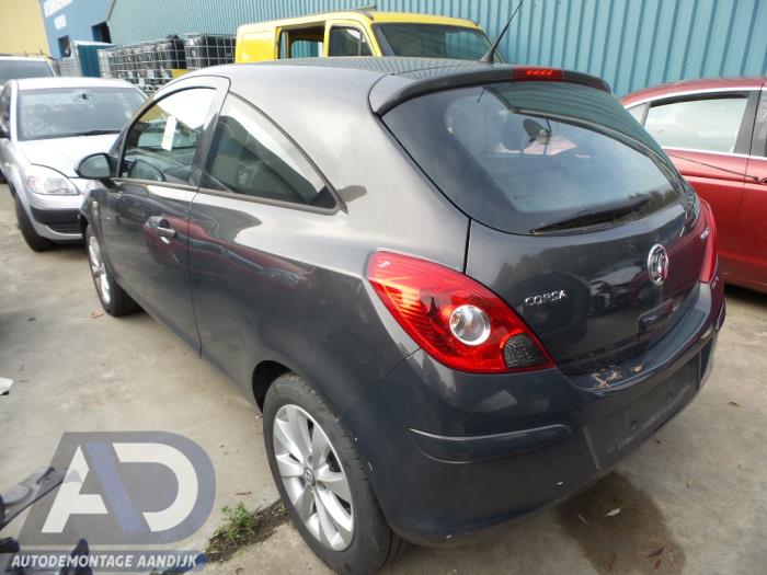 Opel Corsa D 1.3 CDTi 16V ecoFLEX Sloopvoertuig (2014, Grijs)