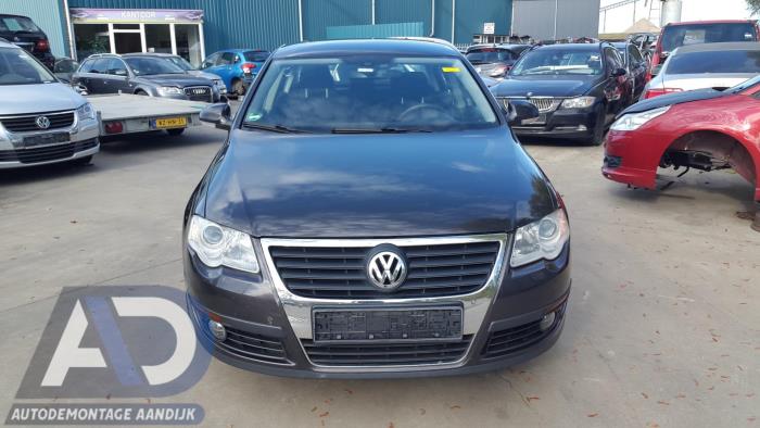 Volkswagen Passat 2.0 TDI 140 Sloopvoertuig (2008, Bruin)