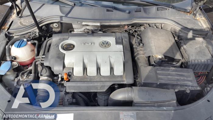 Volkswagen Passat 2.0 TDI 140 Sloopvoertuig (2008, Bruin)