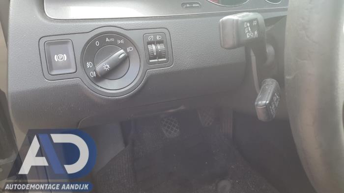 Volkswagen Passat 2.0 TDI 140 Sloopvoertuig (2008, Bruin)