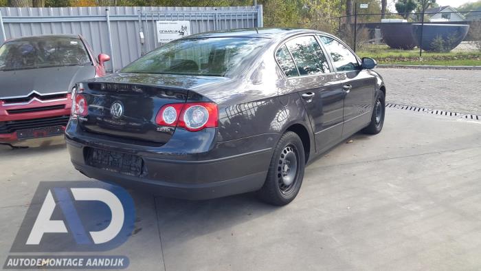 Volkswagen Passat 2.0 TDI 140 Sloopvoertuig (2008, Bruin)