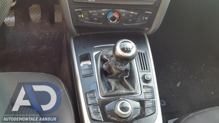 Audi A4 2.0 TDI 16V Sloopvoertuig (2009, Grijs)