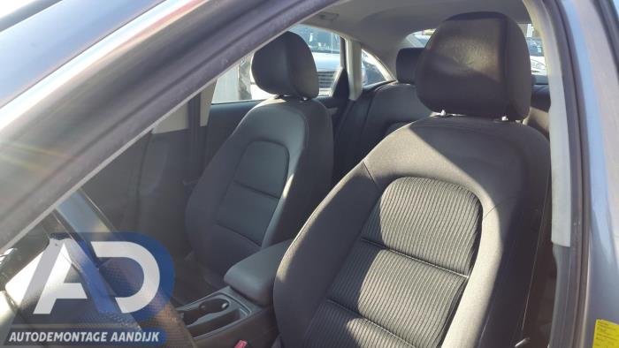 Audi A4 2.0 TDI 16V Sloopvoertuig (2009, Grijs)