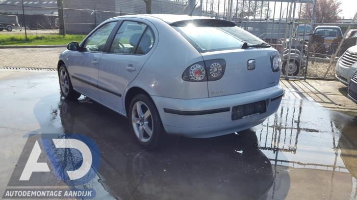 Seat Leon 1.6 16V Sloopvoertuig (2005, Blauw)