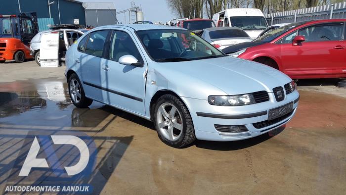 Seat Leon 1.6 16V Sloopvoertuig (2005, Blauw)