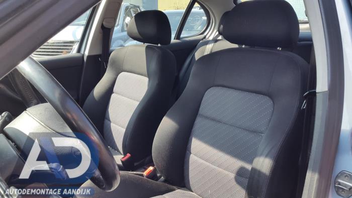 Seat Leon 1.6 16V Sloopvoertuig (2005, Blauw)