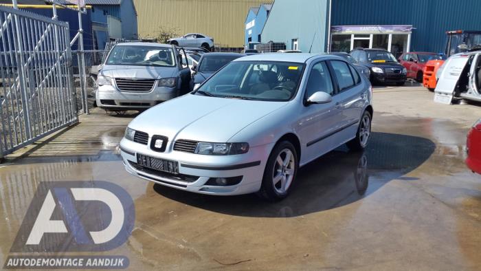 Seat Leon 1.6 16V Sloopvoertuig (2005, Blauw)