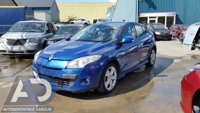 Renault Megane Iii Berline Bz 1 6 16v Sloop Bouwjaar 10 Kleur Blauw Onderdelenlijn Nl