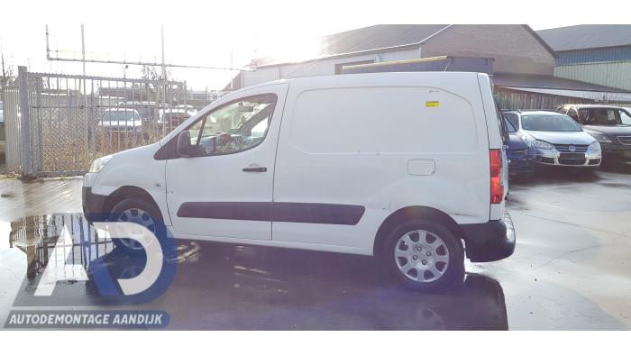 Peugeot Partner 1.6 HDI 75 16V Sloopvoertuig (2010, Wit)