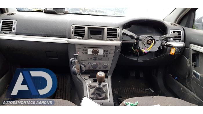 Opel Vectra C GTS 1.9 CDTI 120 Sloopvoertuig (2007, Zwart)