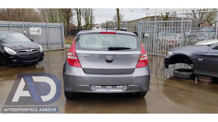 Hyundai i30 1.4 CVVT 16V Sloopvoertuig (2011, Grijs)