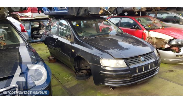 Fiat Stilo 1.4 16V Sloopvoertuig (2005, Zwart)