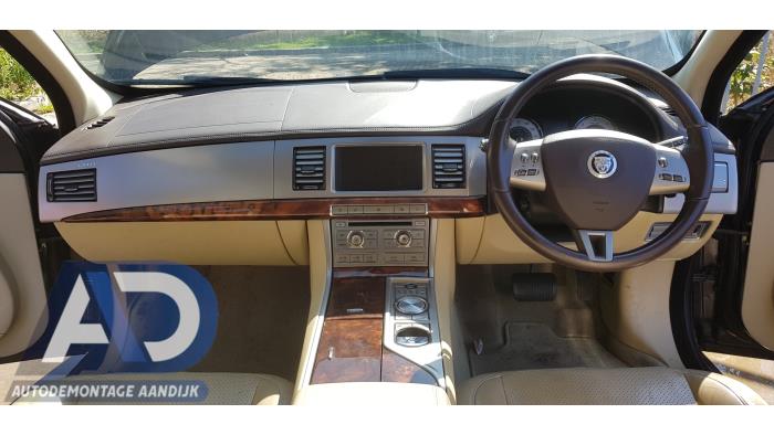 Jaguar XF 3.0 D V6 24V Sloopvoertuig (2010, Grijs)